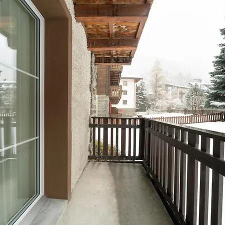 Mountain Nr 6